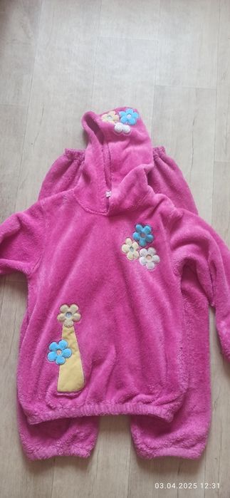 Продам костюм теплый.