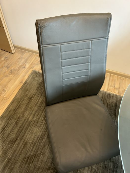 Vand 4 scaune,Mobexpert model Keny .