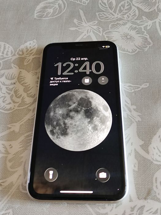 Продам iPhone 11