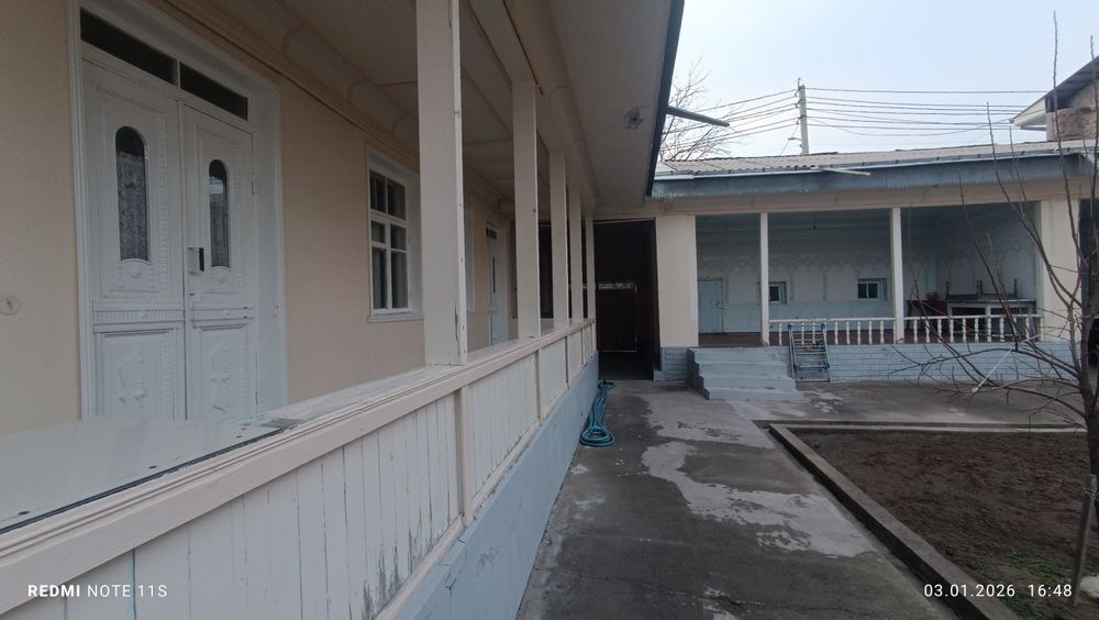 Юнусобод Дехқонобод 2,5 сотх. 3 хонаси бор