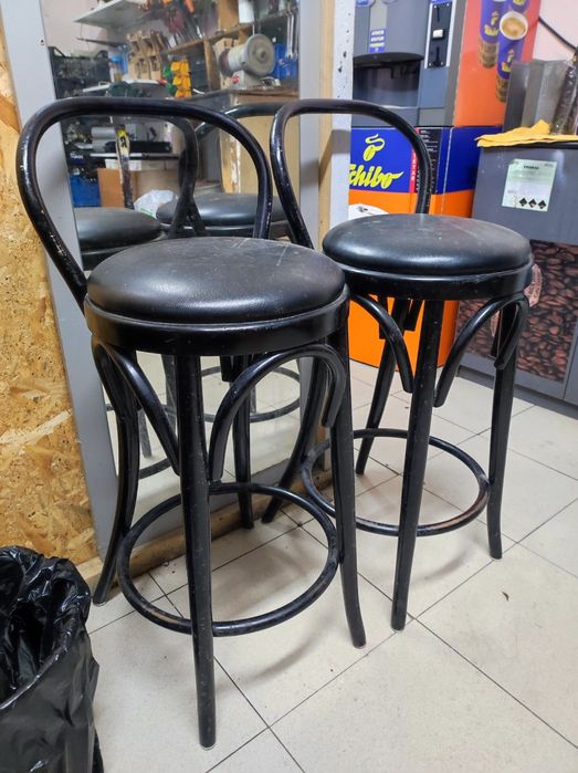 Scaune lemn tapitate