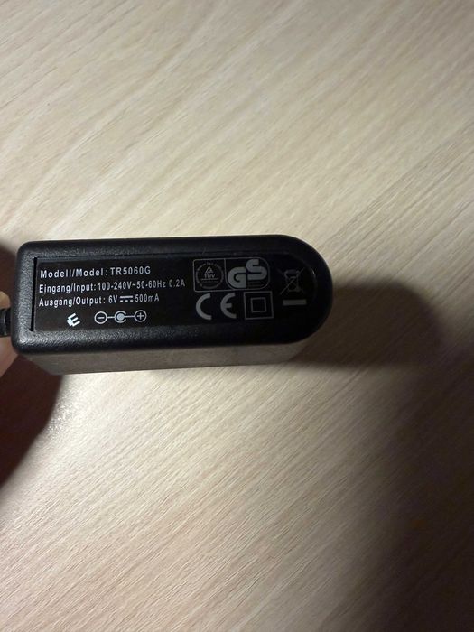 Продавам GSM Nokia 3100 нови панел + клавиатура, on/off бутон, батерия