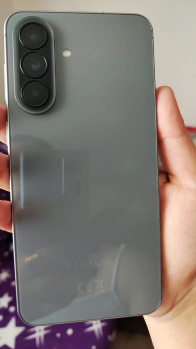 Samsung A57 5G in stare buna