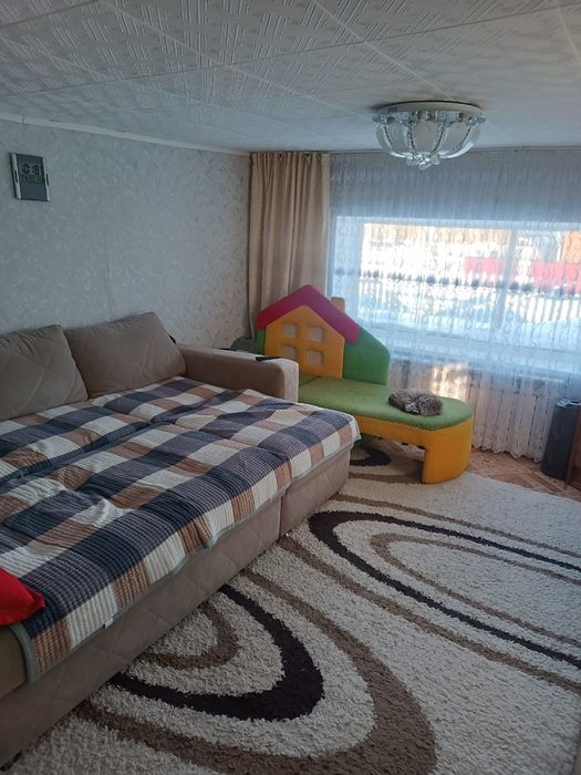 Продам трёхкомнатную квартиру в центре город Костанай