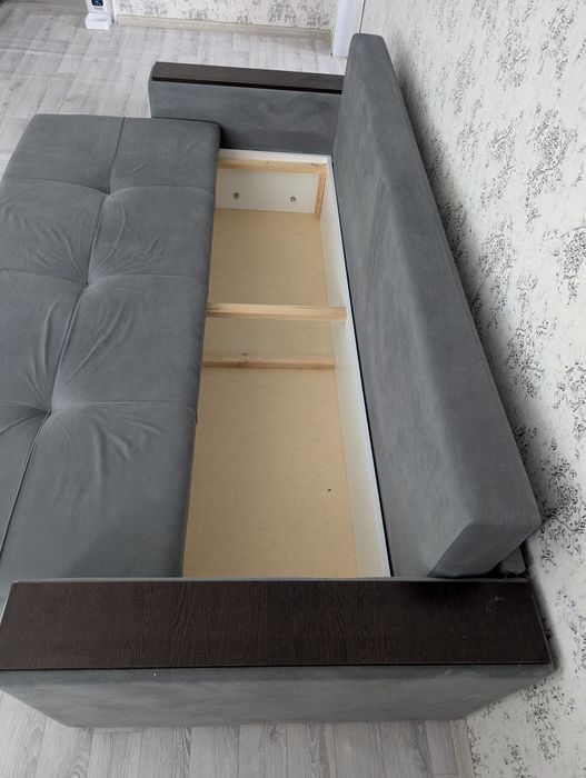 Диван для гостиной