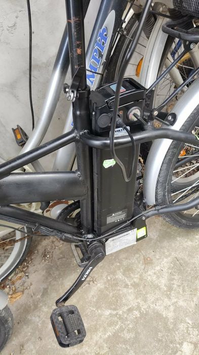 Bicicleta electrica în stare perfecta de funcționare .