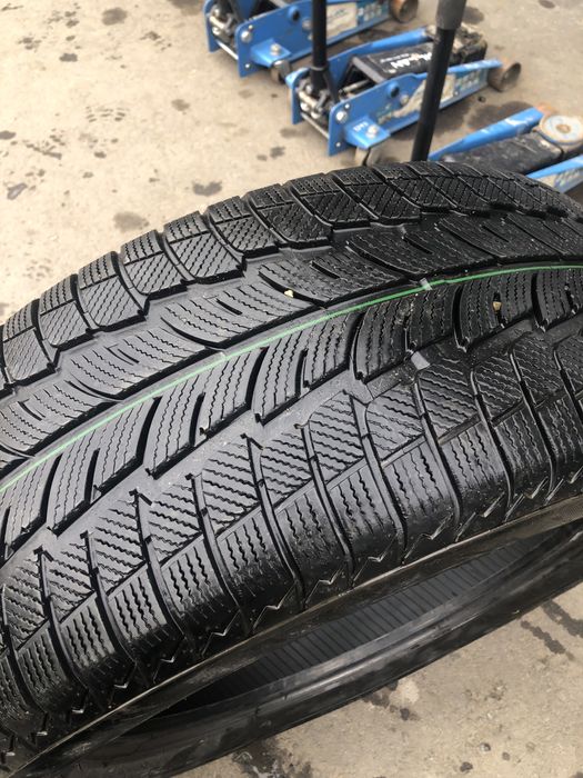 Продам зимние шины