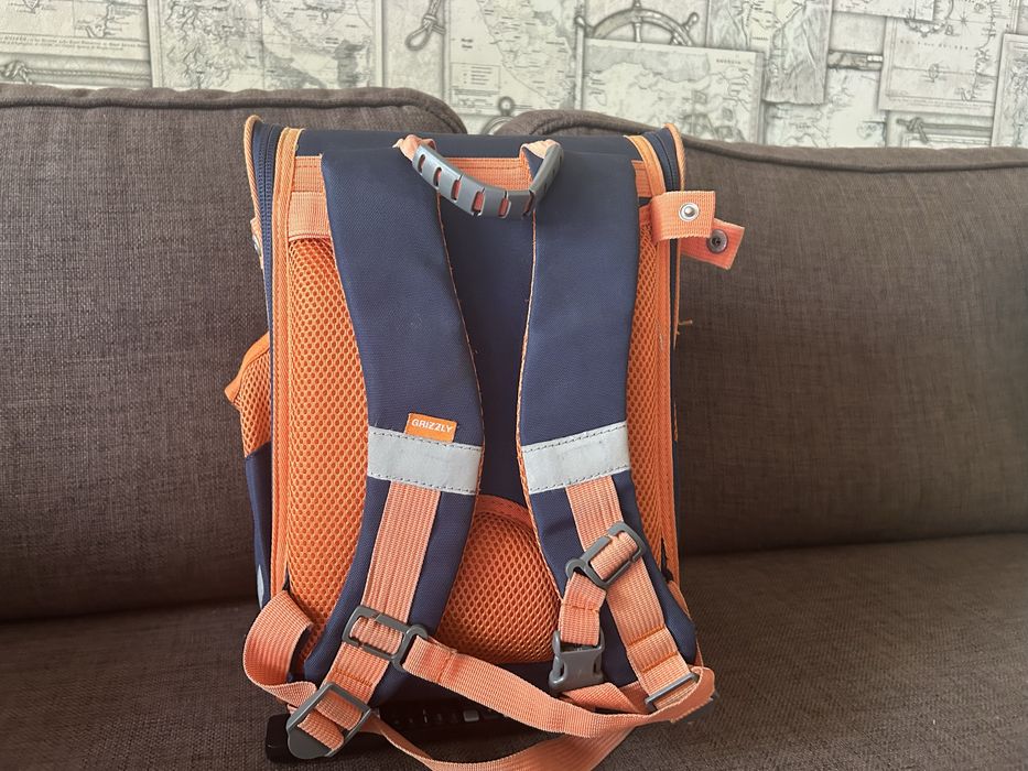 Продам школьный ранец