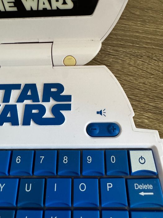 Star Wars The Clone Wars детски образователен лаптоп Oregon Scientific E-CT33G