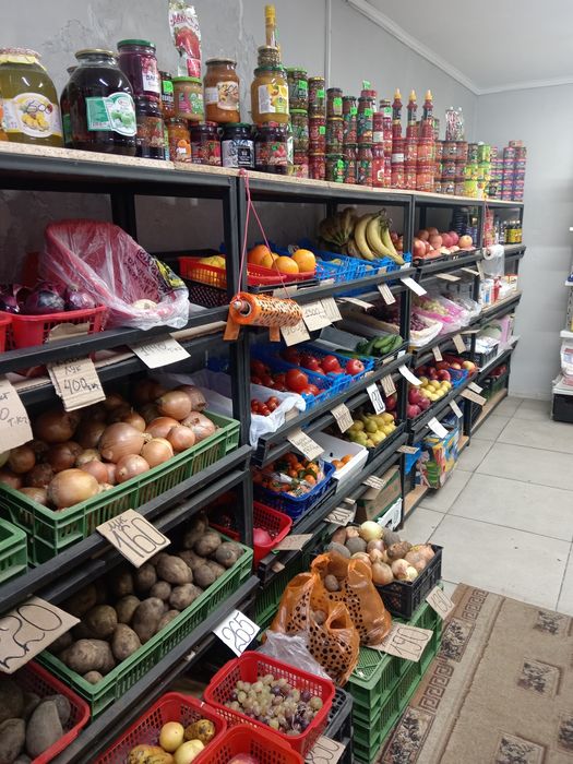 Сдаётся овощной магазин и бакалея