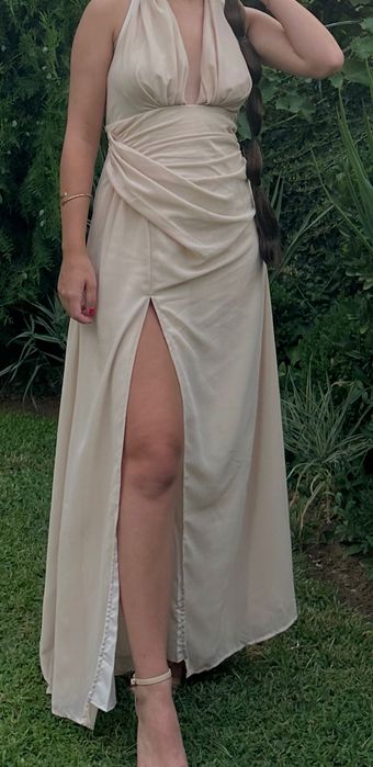 Рокля с цепка          .