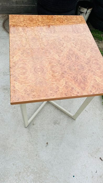 Столик не большой