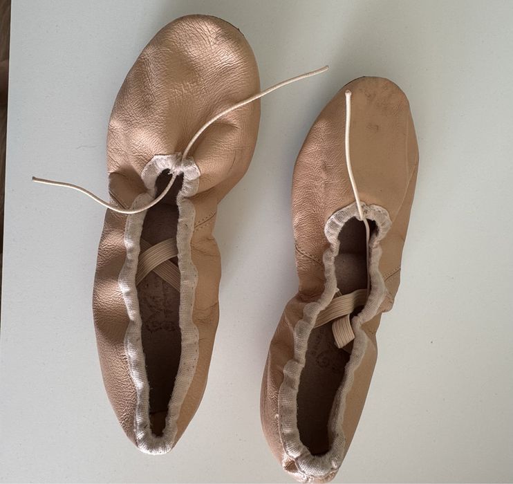 Танцевальная обувь (туфли)