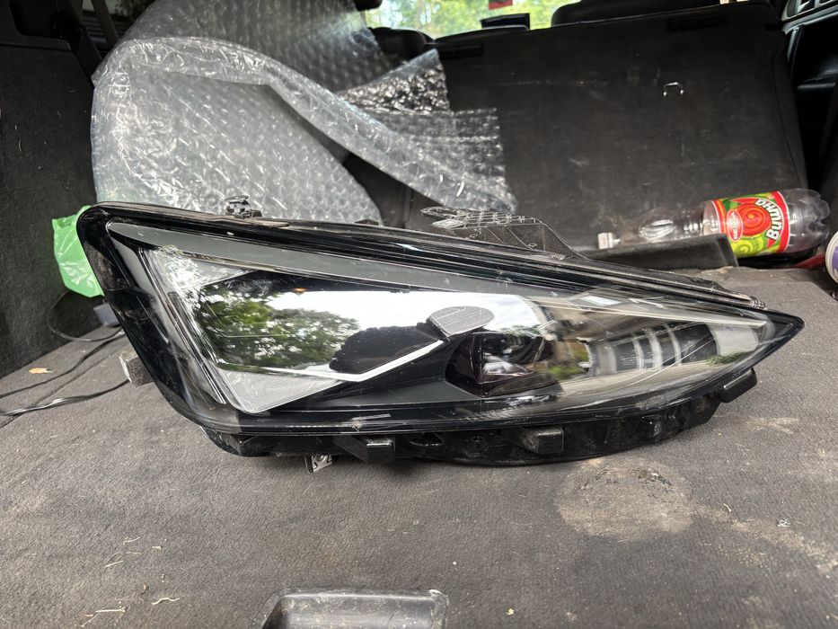 Фар Cupra Formentor