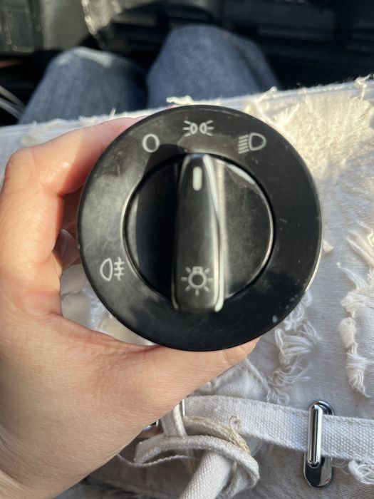 Переключатель фар (Passat B5)