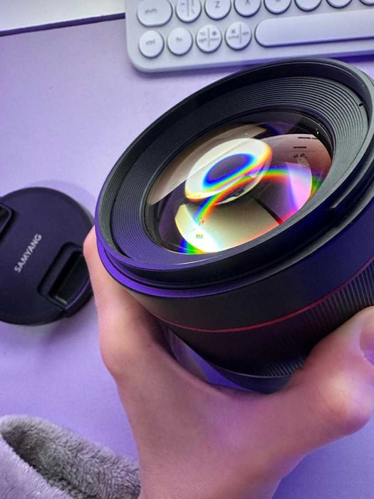 Sony E Mount AF Samyang 85mm F1.4 FE prima versiune