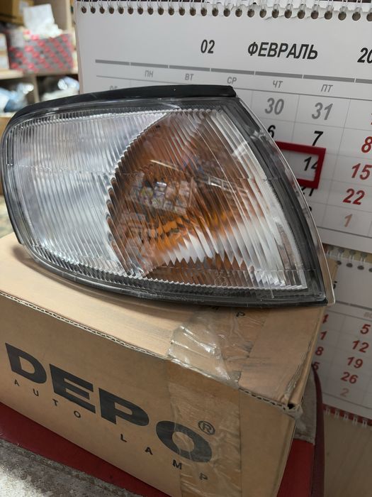 Поворотник ниссан альмера правый