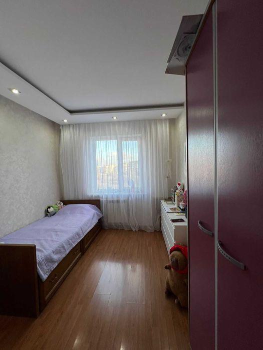 4 комн. Степной-1, 8/9 этаж