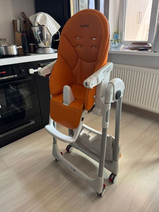 Стульчик для кормления Peg-Perego
