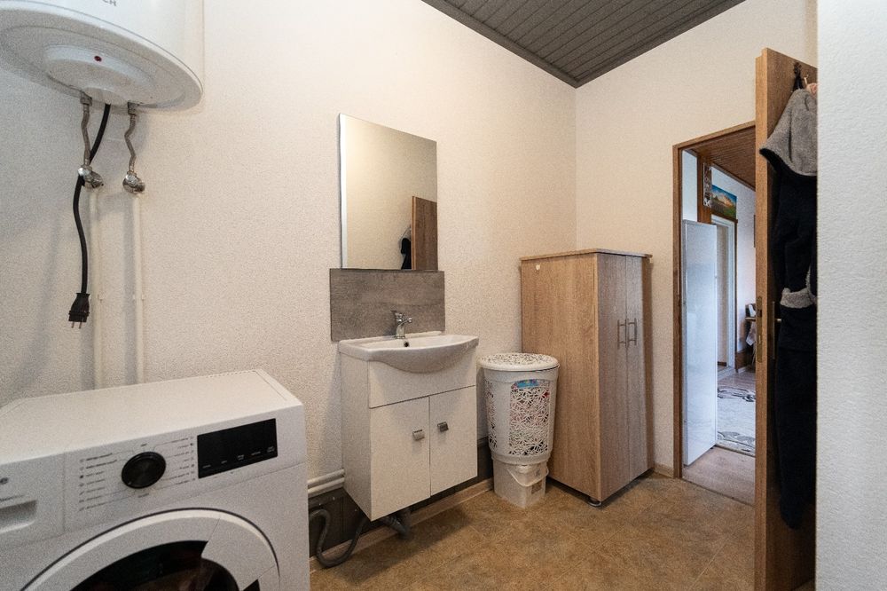 Casa Mobilă Nouă la cheie , 80 m2 ,Muntii Făgăraș,Valea Berivoi 2000m2