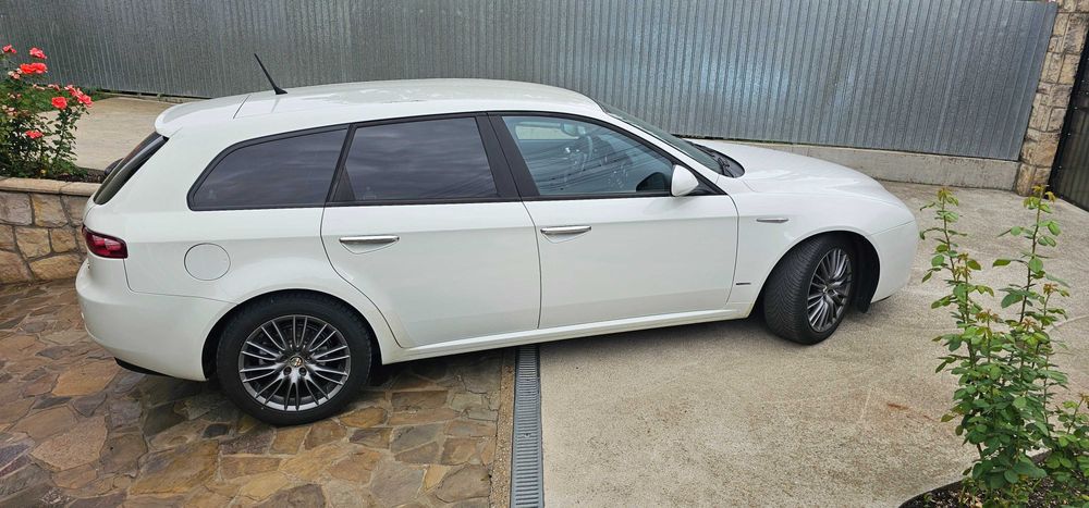 Alfa Romeo 159 Sportwagon 2.0 Diesel (2010) – 168 CP, ITP valabil