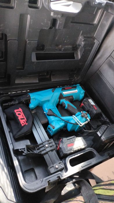 Гвозде забевной пистолет  TOUA