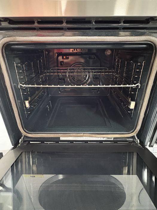 Комплект фурна за вграждане + индукционни котлони Hanseatic HBCO7010PA1+HI4B6071CB