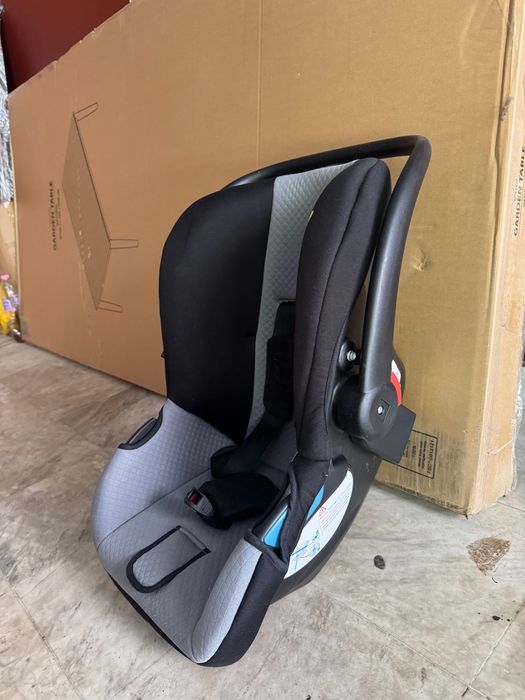 Бебешко столче / кошница за колa Mountain Buggy Protect 0-13 кг, с възмжност за закупуване на Isofix база