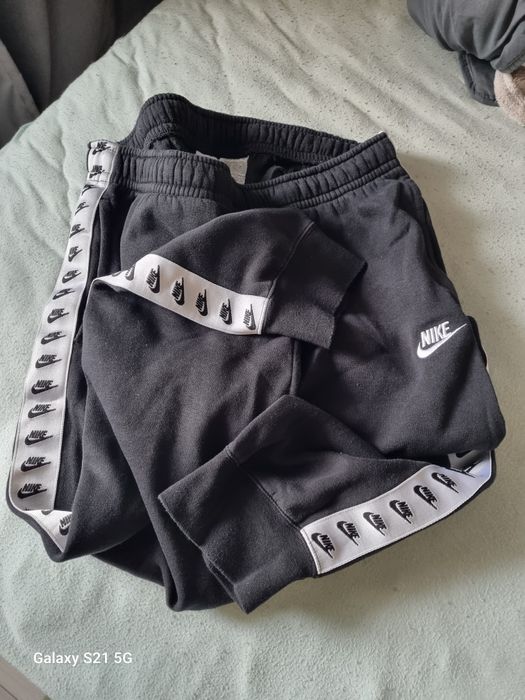 Мъжко долнище Nike novo!