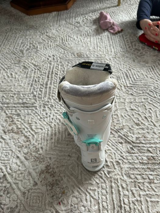 Ботинки для лыжи