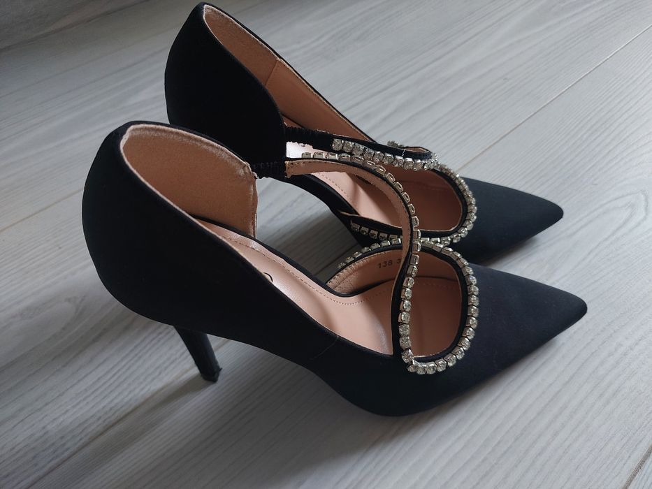 Дамски обувки на ток, сандали на ток