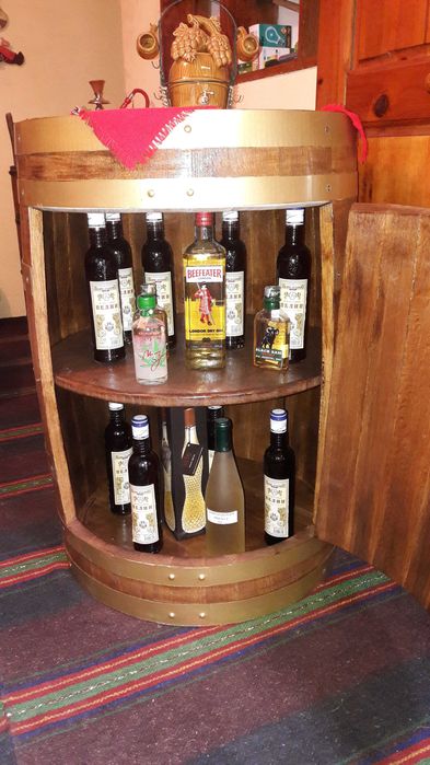 Бъчви,бурета,каци,дървени вани,саксий за цветя