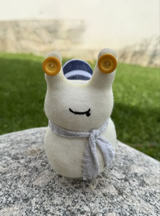 Ръчно изработена плюшена играчка