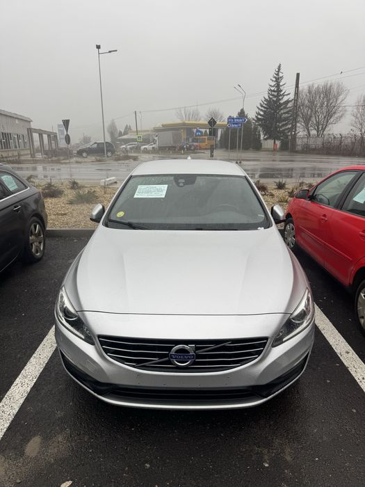 VOLVO V60 2018 Diesel 2