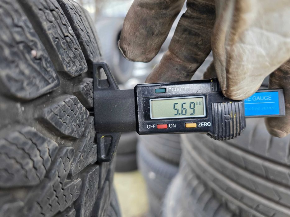 4бр Зимни гуми 195 65 15 - Dunlop