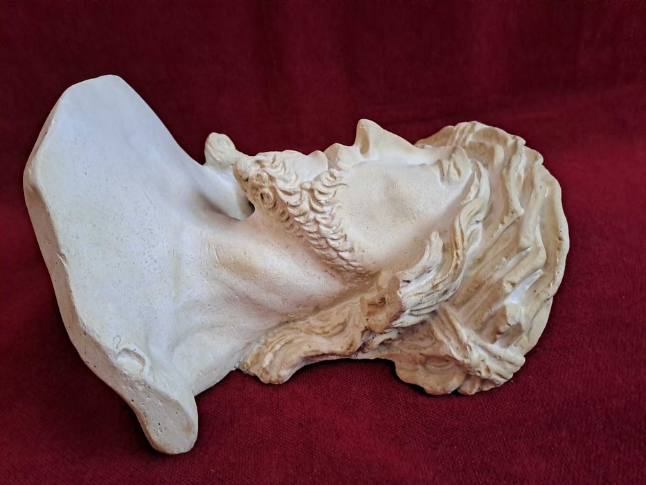 statueta isus basorelief ceramica 26 cm