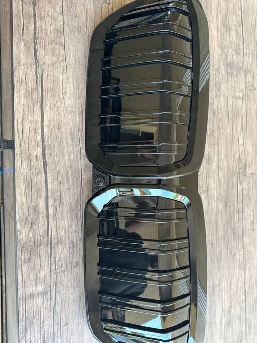 Решетка радиатоа bmw i3