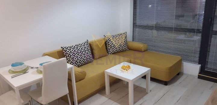 Дава се под наем Двустаен апартамент в Варна, Зимно кино Тракия - 40 кв.м за 561 € - Снимка #2