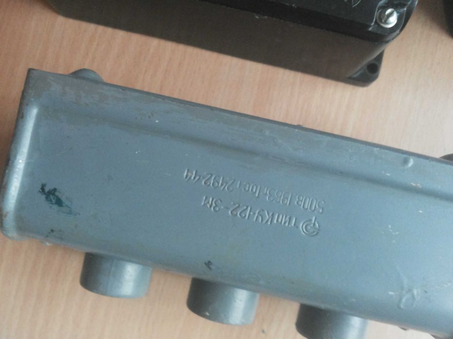 Пусковые кнопки, кнопочный пульт ПКЕ-212-2у2, ПКЕ 212-2у3, КУ-122-3М