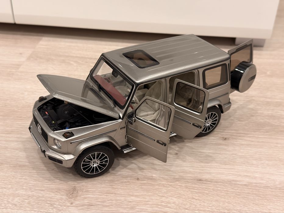 1:18 Колекционерски модели 1:18 Autoart Minichamps LCD