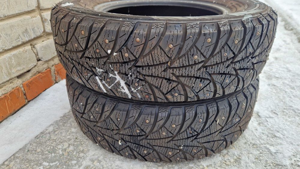 Продам две шины 175/70/13