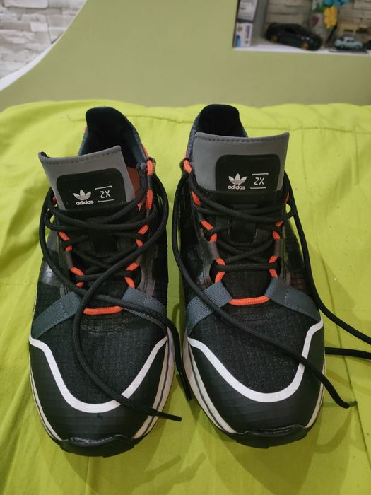 Продавам Adidas ZX 41,5