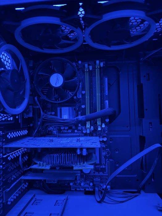 Kampyuterlar sotiladi