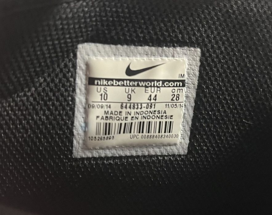 Маратонки Nike 44 номер