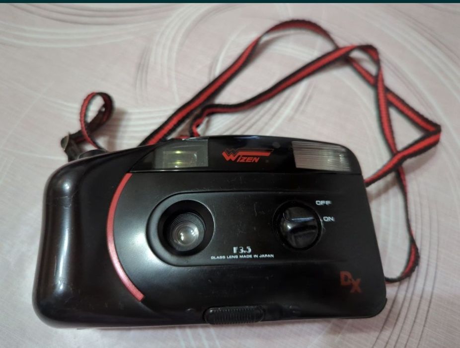 Vând aparat foto Wizen SM 1111