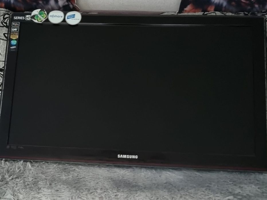 Продам телевизор самсунг