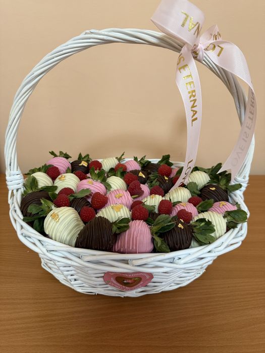 Клубника в шоколаде 16000 тг доставка