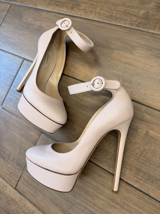 Дамски обувки на ток  CASADEI