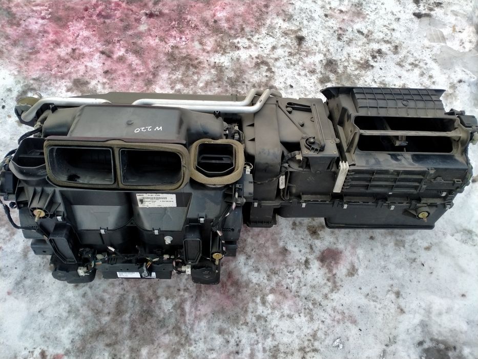 Корпус печки на Мерседес w220