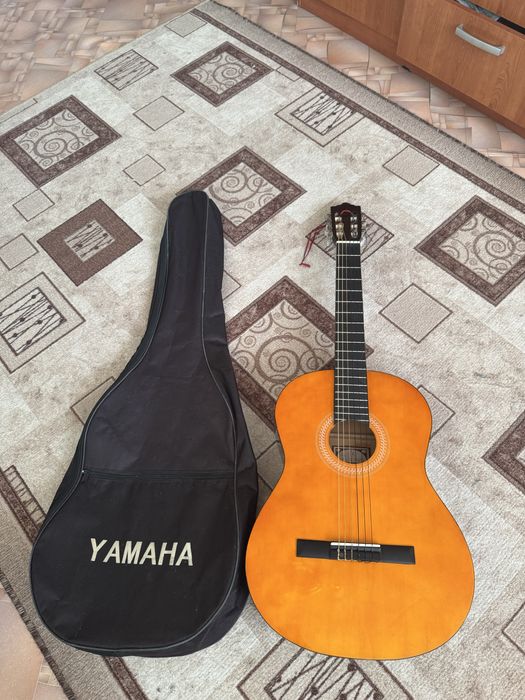 Продам гитару vizcaya